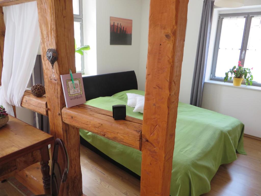 Privatzimmer Othmarsweg room 2